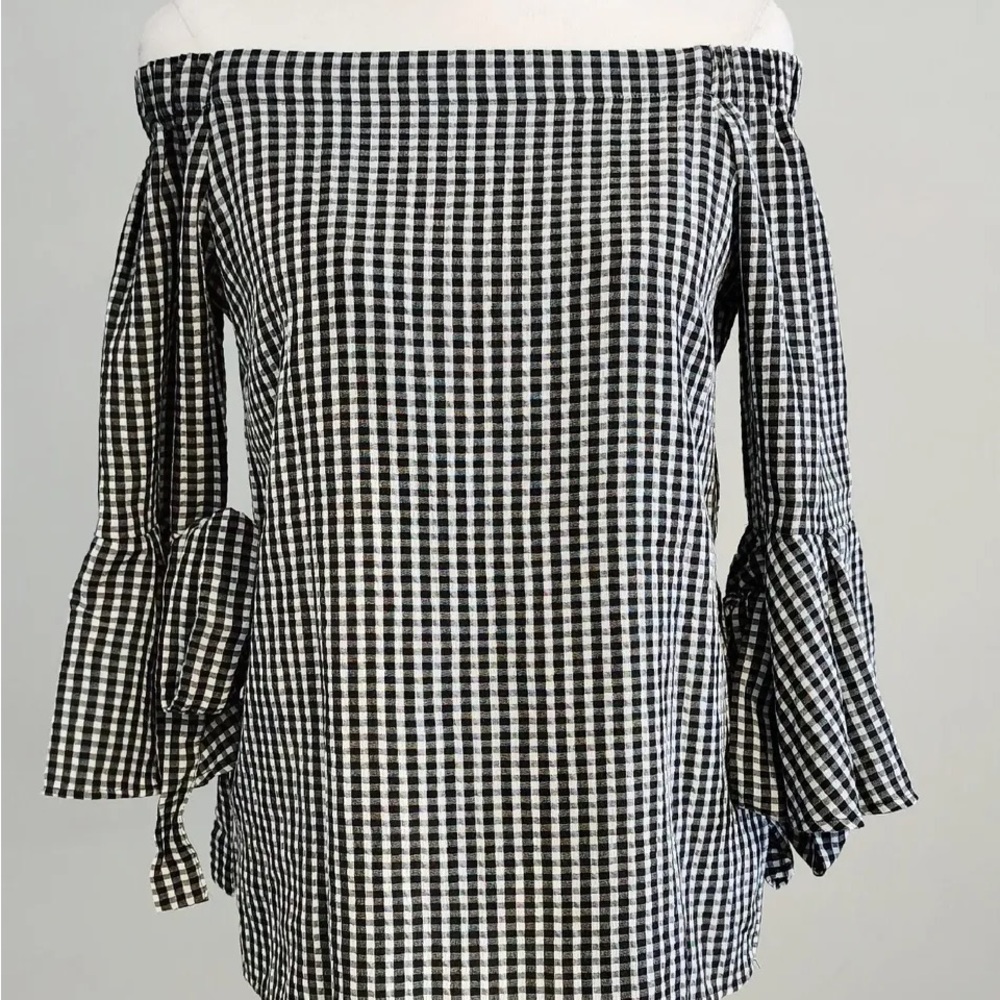H&M Gingham Off the Shoulder Blouse